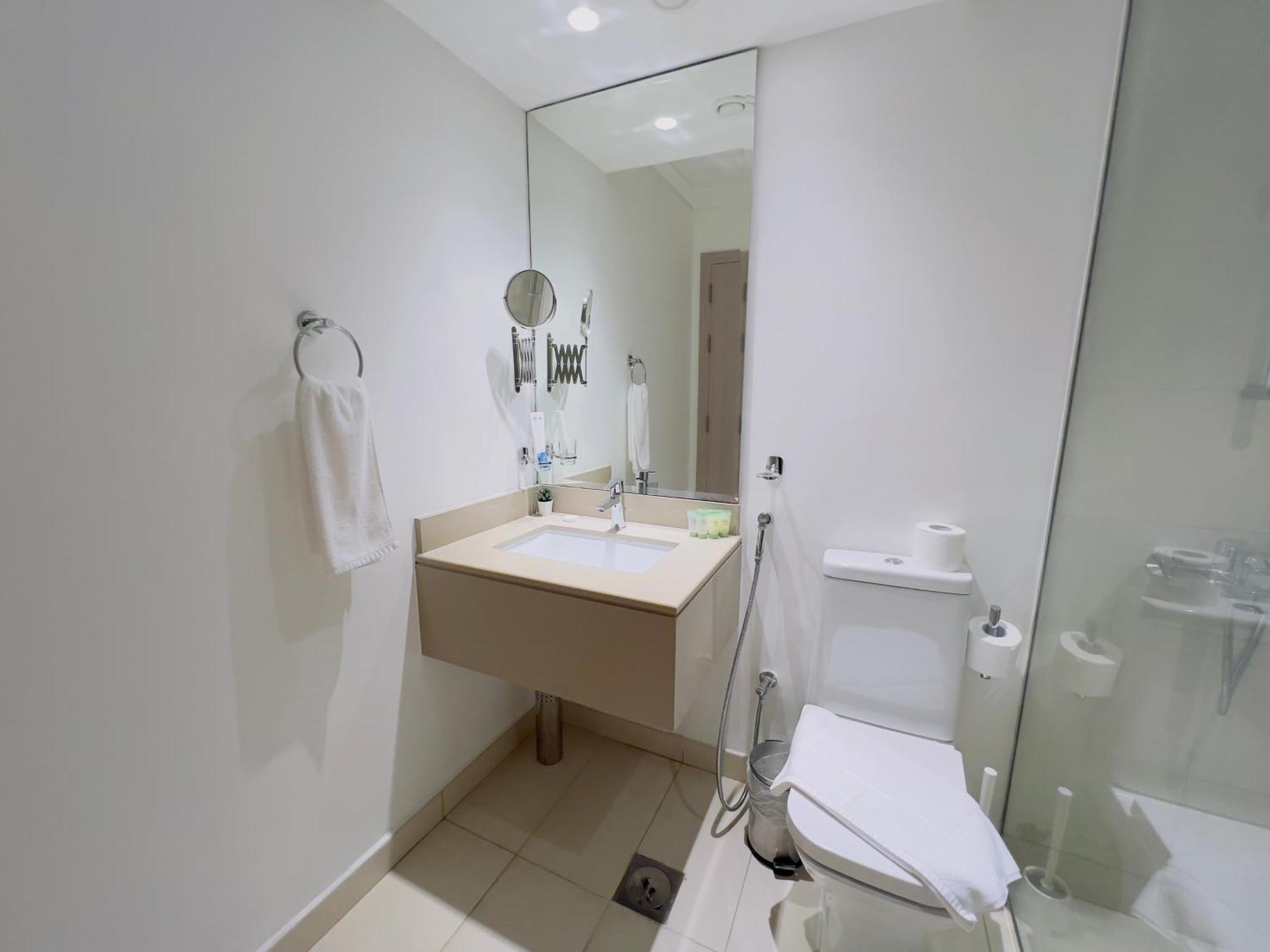 Apartment Cosy In Yas Island,